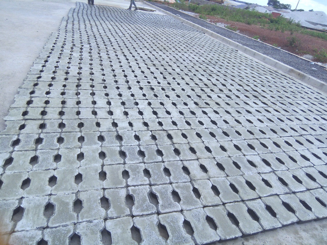 Fabrication et pose de pavés pour la ville de Ferkessédougou #2