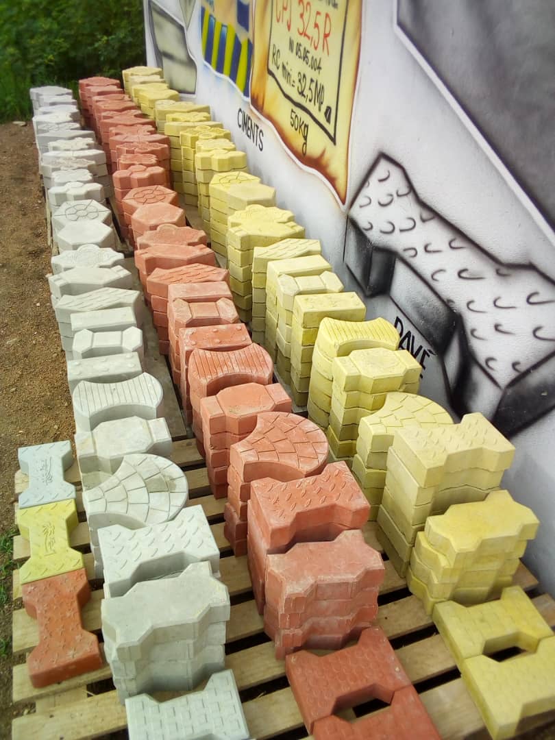 Fabrication et pose de pavés pour la ville de Ferkessédougou #6